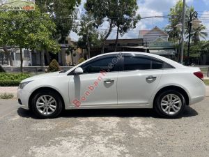 Xe Chevrolet Cruze LT 1.6 MT 2015