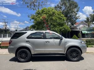 Xe Toyota Fortuner 2.7V 4x4 AT 2011