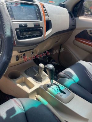 Xe Toyota Fortuner 2.7V 4x4 AT 2011