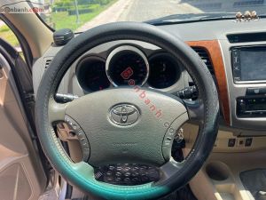 Xe Toyota Fortuner 2.7V 4x4 AT 2011
