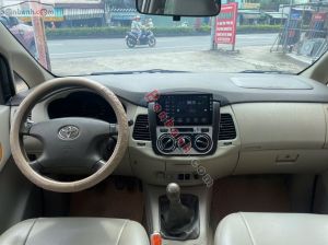 Xe Toyota Innova G 2010