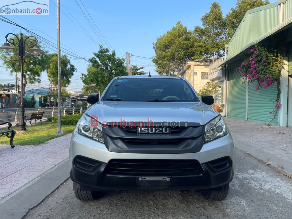 Isuzu MU-X 2.5 4X2 MT 2017