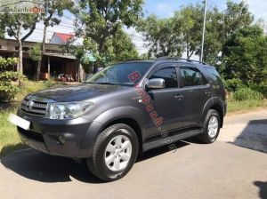 Xe Toyota Fortuner 2.7V 4x4 AT 2009
