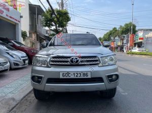 Toyota Fortuner 2.7V 4x4 AT