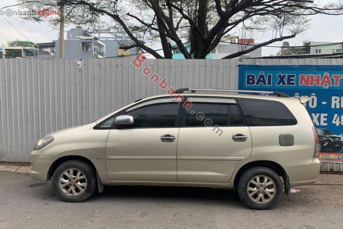Toyota Innova G 2006