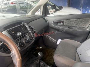 Xe Toyota Innova 2.0E 2013